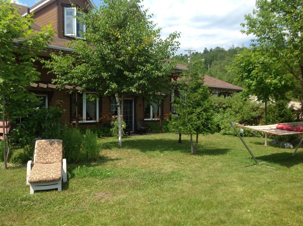 Auberge La Cote D'Or Petite-Riviere-Saint-Francois Dış mekan fotoğraf