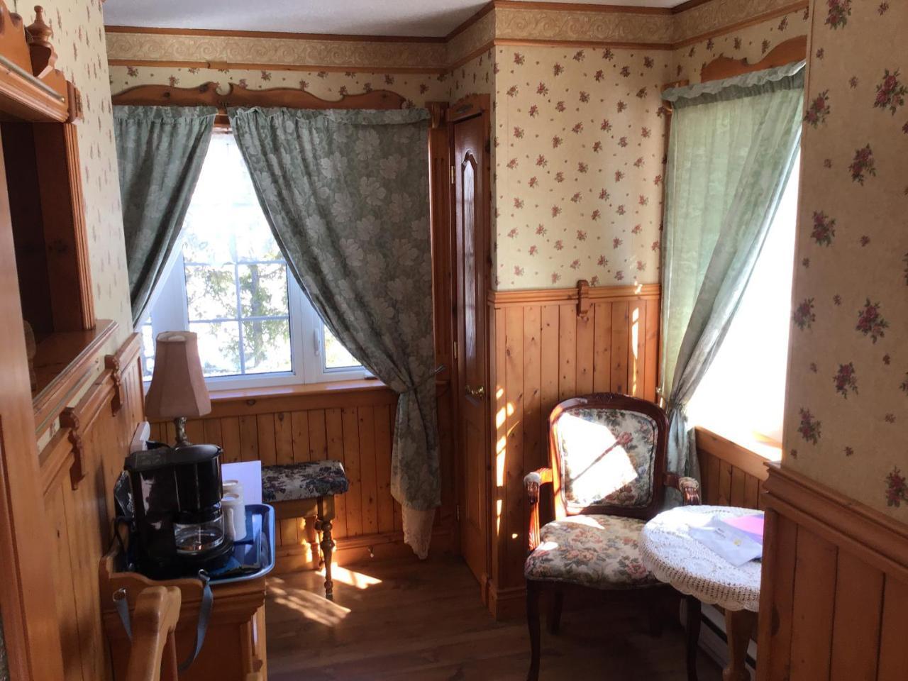Auberge La Cote D'Or Petite-Riviere-Saint-Francois Dış mekan fotoğraf
