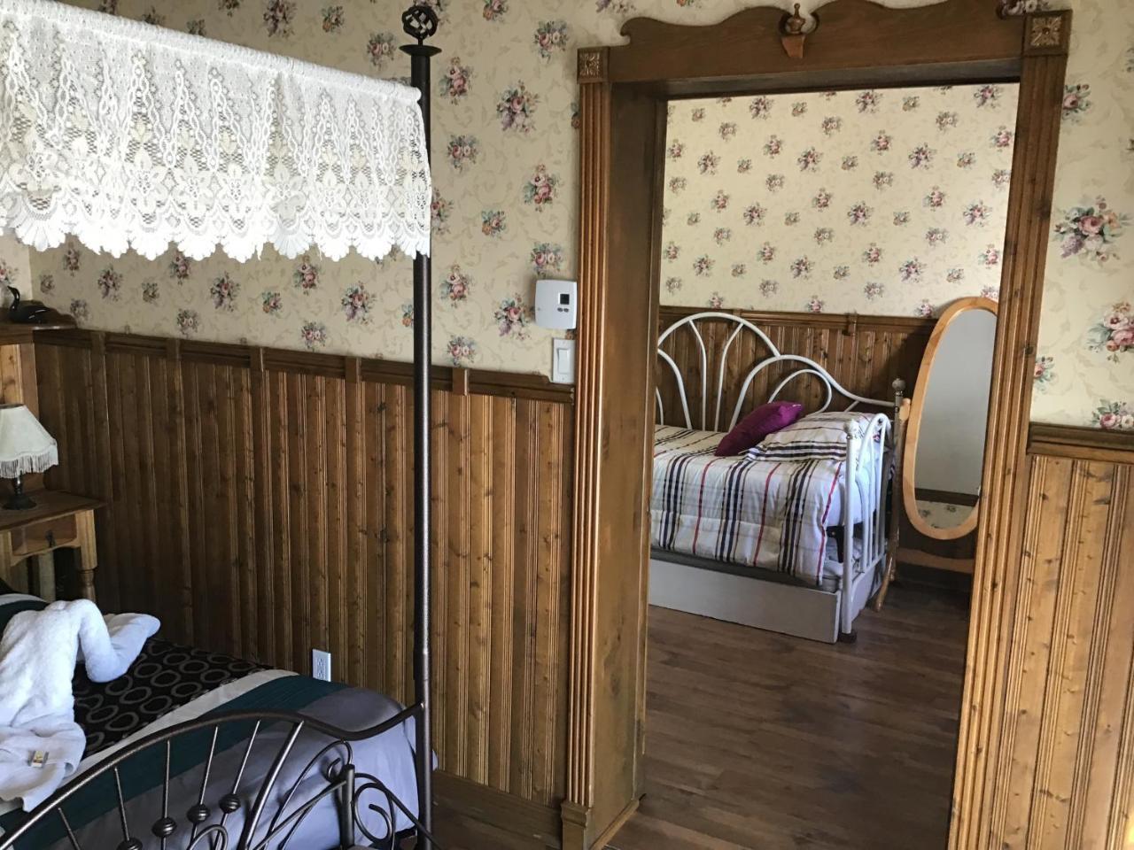 Auberge La Cote D'Or Petite-Riviere-Saint-Francois Dış mekan fotoğraf