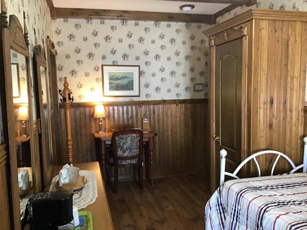 Auberge La Cote D'Or Petite-Riviere-Saint-Francois Dış mekan fotoğraf